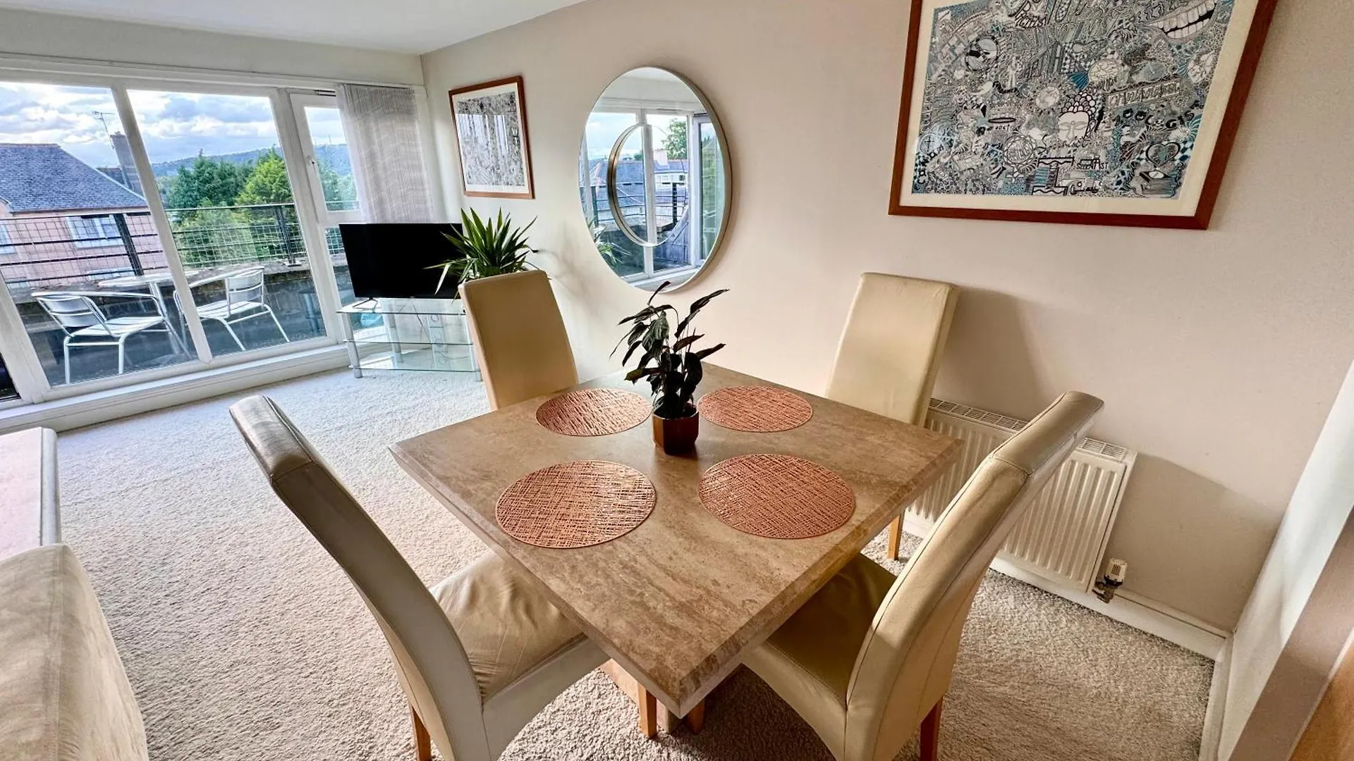Appins Penthouse Edinburgh Luxury Apartment - Fast Wifi & Free Parking