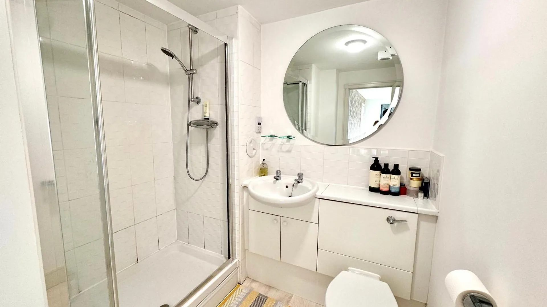 Appins Penthouse Edinburgh Luxury Apartment - Fast Wifi & Free Parking United Kingdom